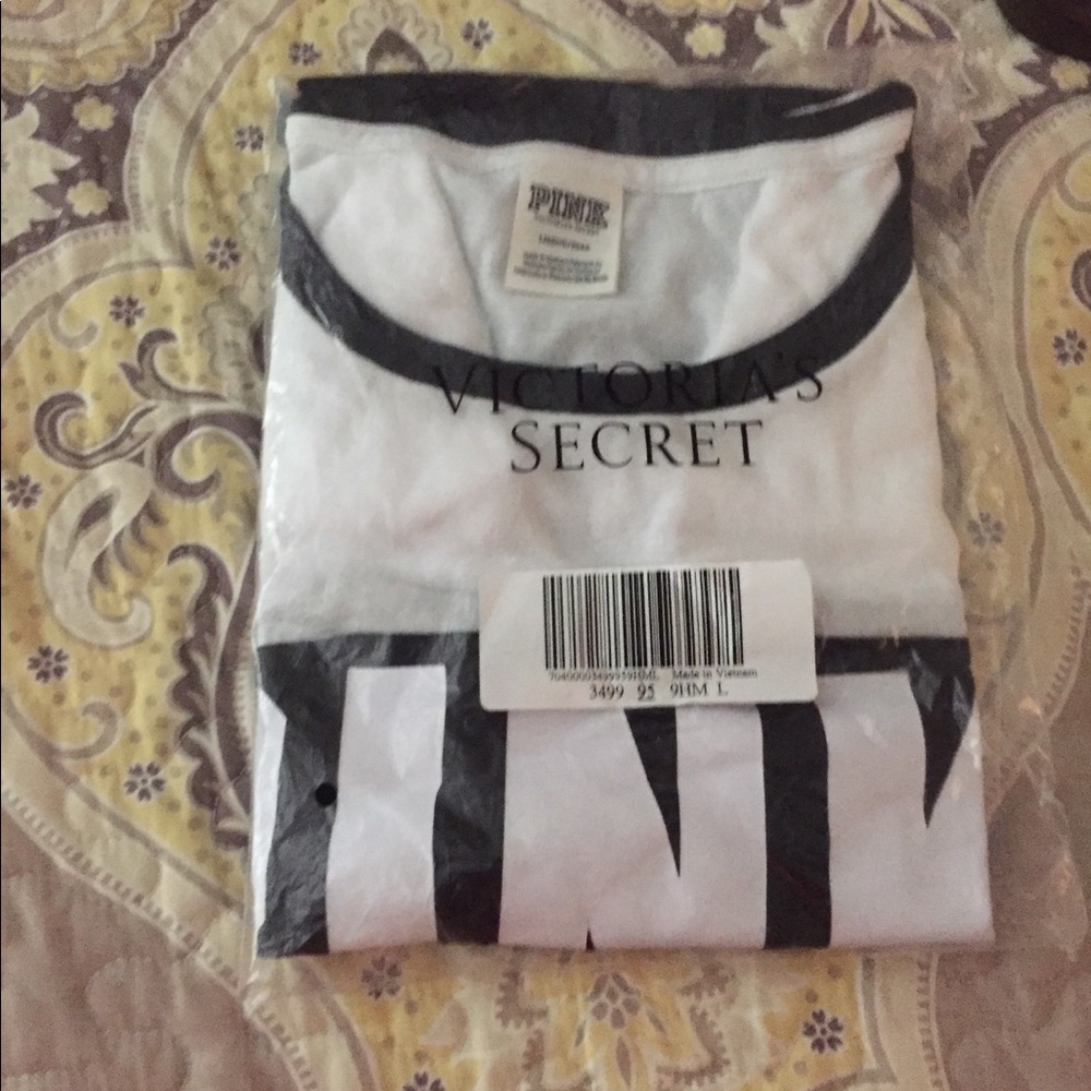 NWT VS PINK Shirt Size large